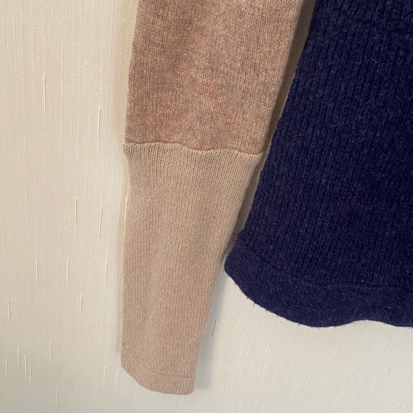 We The Free Blue and Tan Button-Up Cardigan - Picture 4 of 7